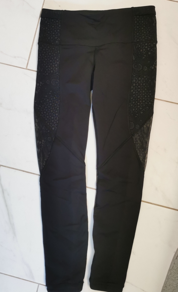 Rare Lululemon tights size 6